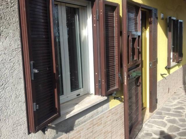 Casa indipendente in vendita a Vetto RE