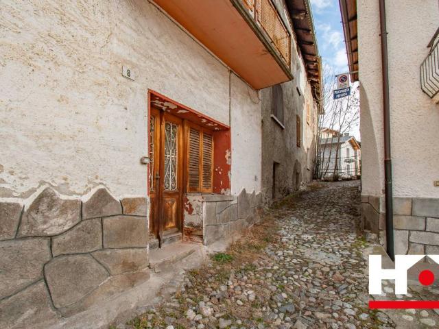 Casa indipendente in vendita a Vezza d'Oglio BS