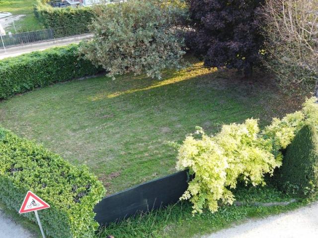 Casa indipendente in vendita a Vezza d'Alba CN