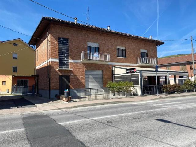 Casa indipendente in vendita a Vezza d'Alba CN