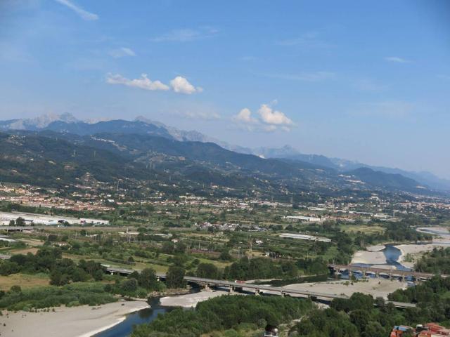Casa indipendente in vendita a Vezzano Ligure SP