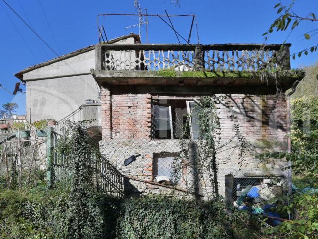 Casa indipendente in vendita a Vezzano Ligure SP