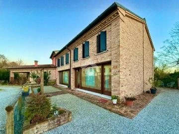 Casa indipendente in vendita a Veggiano PD