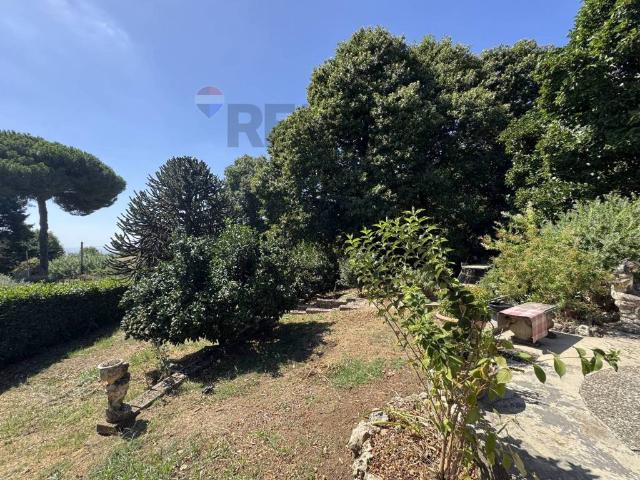 Casa indipendente in vendita a Velletri RM