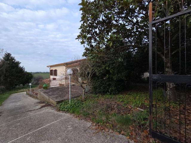 Casa indipendente in vendita a Velletri RM