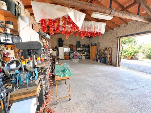 Casa indipendente in vendita a Velletri RM