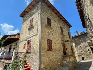 Casa indipendente in vendita a Venarotta AP