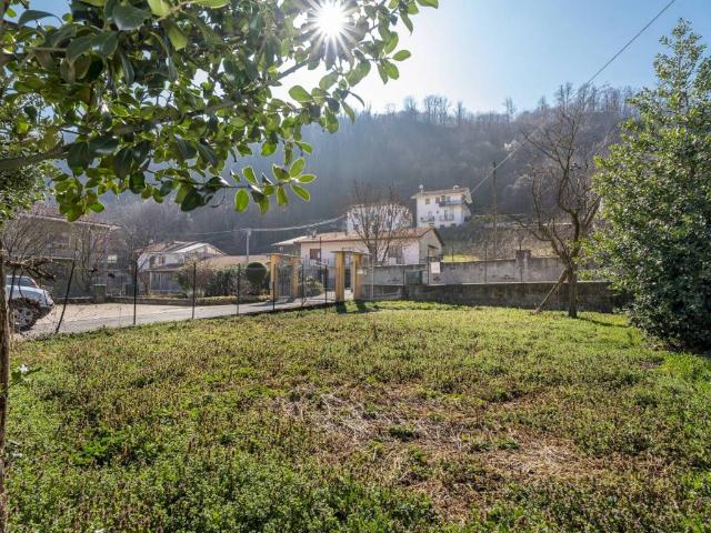 Casa indipendente in vendita a Venasca CN