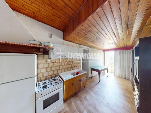 Casa indipendente in vendita a Vendone