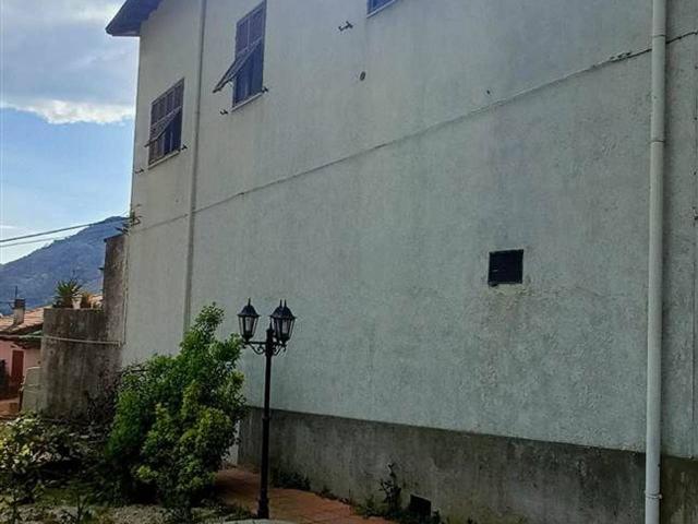 Casa indipendente in vendita a Ventimiglia