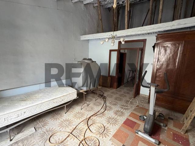 Casa indipendente in vendita a Ventimiglia di Sicilia PA
