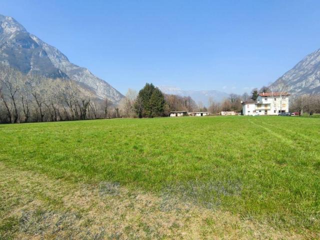 Casa indipendente in vendita a Venzone UD