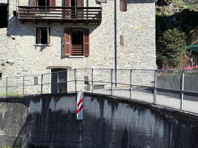 Casa indipendente in vendita a Verceia SO