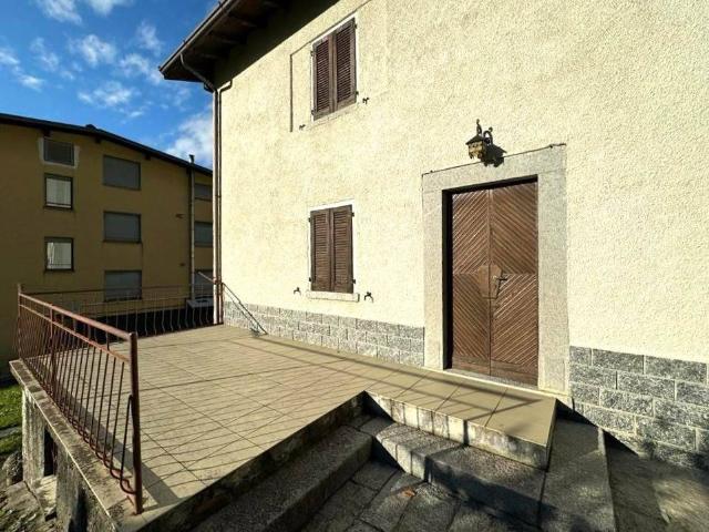 Casa indipendente in vendita a Verceia SO