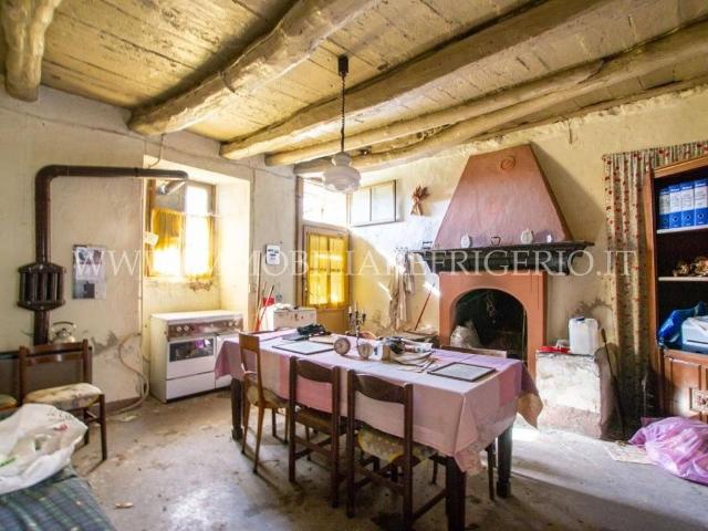 Casa indipendente in vendita a Vercurago LC