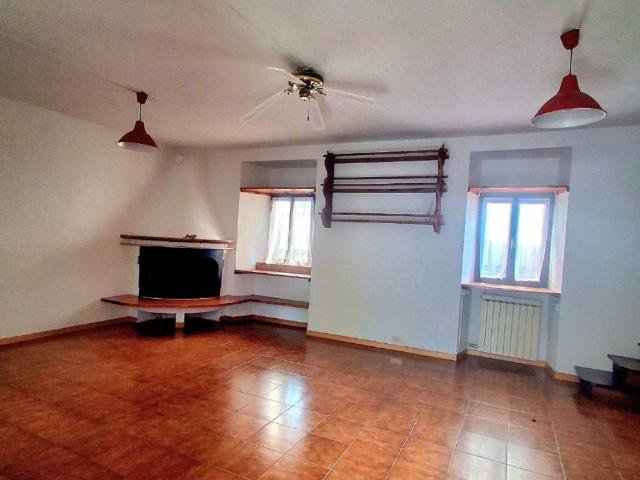 Casa indipendente in vendita a Vercurago LC