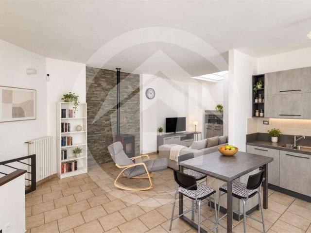 Appartamento in vendita a Verano Brianza MB