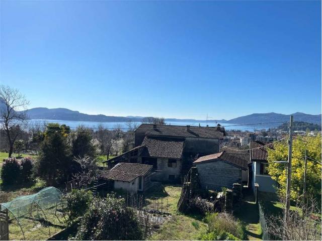 Casa indipendente in vendita a Verbania VB