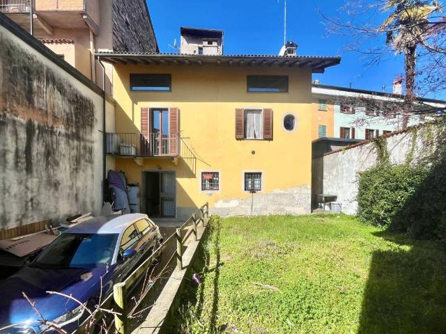 Casa indipendente in vendita a Verbania VB