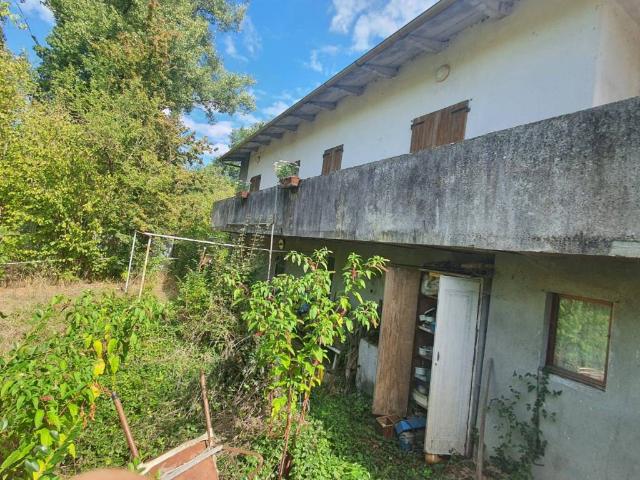 Casa indipendente in vendita a Vergato BO