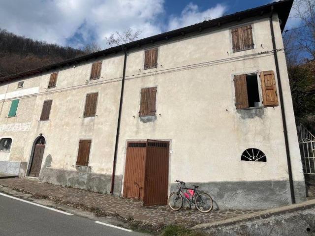 Casa indipendente in vendita a Vergato BO