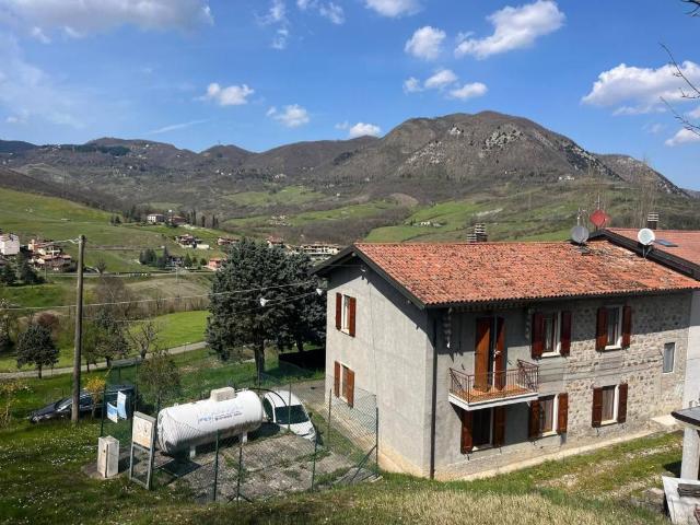 Casa indipendente in vendita a Vergato BO
