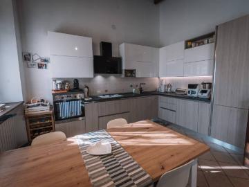 Casa indipendente in vendita a Verderio LC