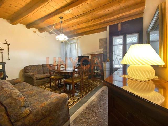 Casa indipendente in vendita a Verona VR