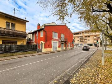 Casa indipendente in vendita a Verona VR