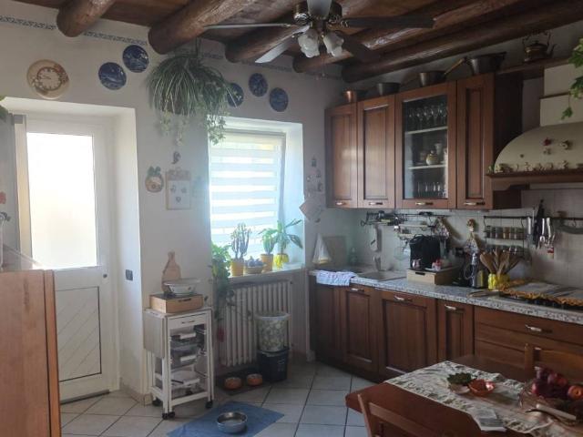 Casa indipendente in vendita a Verona VR