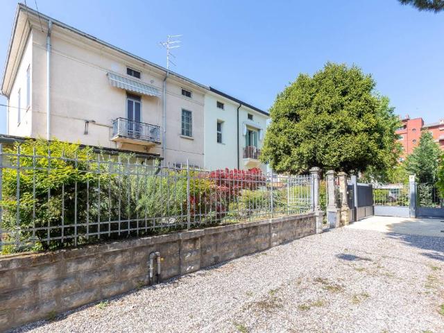 Casa indipendente in vendita a Verona VR