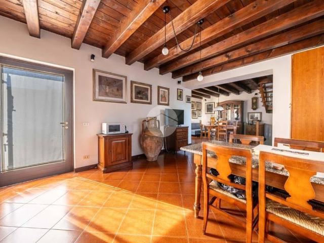 Casa indipendente in vendita a Verona VR