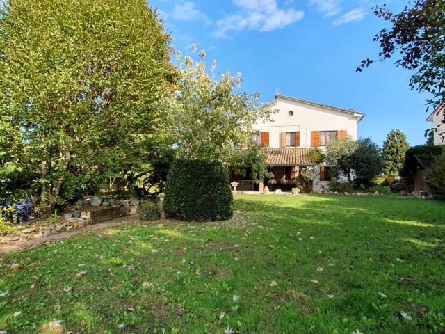 Casa indipendente in vendita a Veronella VR