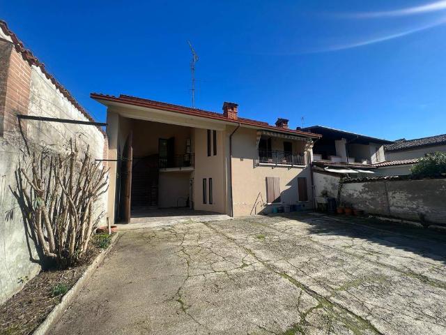 Casa indipendente in vendita a Verolavecchia BS