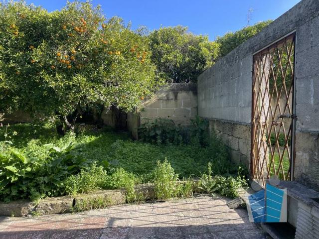 Casa indipendente in vendita a Vernole LE