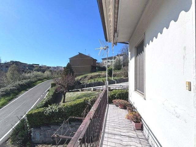 Casa indipendente in vendita a Vernasca