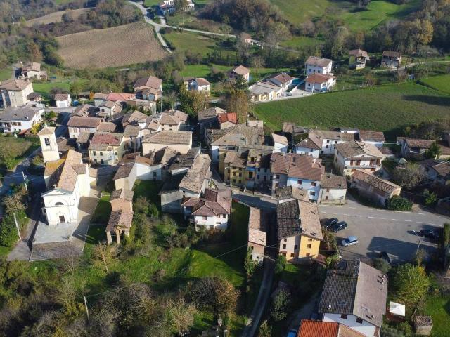 Casa indipendente in vendita a Vernasca