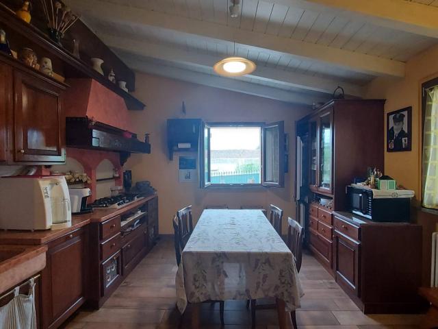 Casa indipendente in vendita a Vernasca, Bacedasco