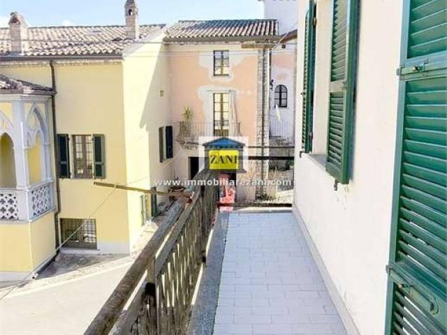 Casa indipendente in vendita a Vernasca PC