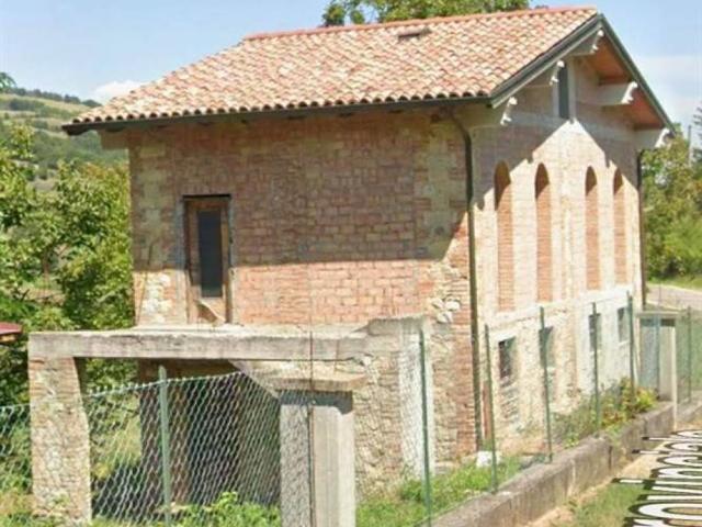 Casa indipendente in vendita a Vernasca PC