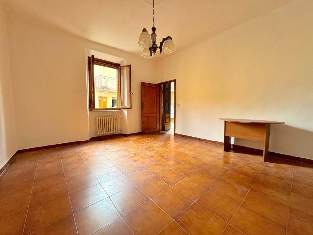 Casa indipendente in vendita a Vernio PO