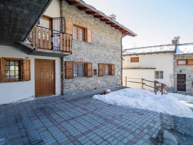 Casa indipendente in vendita a Verrayes AO