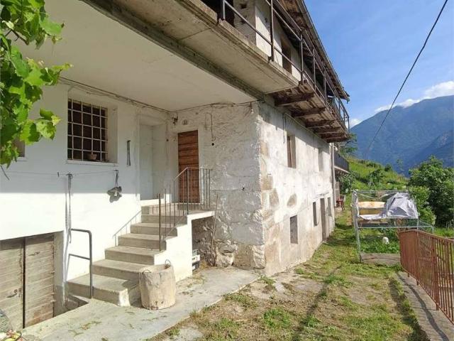 Casa indipendente in vendita a Verrès AO