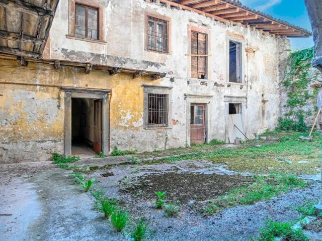 Casa indipendente in vendita a Vertova BG