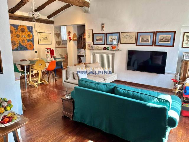 Casa indipendente in vendita a Vertova BG