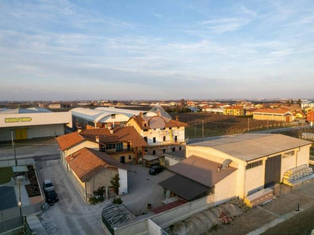 Casa indipendente in vendita a Verzuolo CN