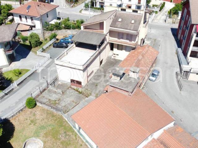 Casa indipendente in vendita a Verzuolo via Villanovetta, 1