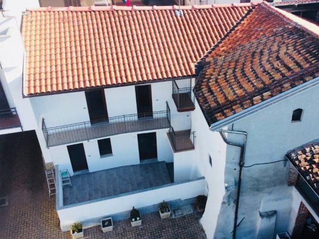 Casa indipendente in vendita a Vestignè TO