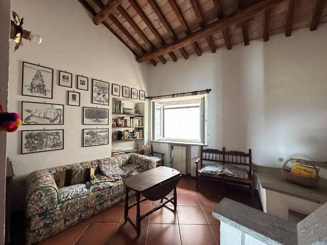 Casa indipendente in vendita a Viterbo VT