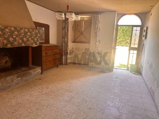 Casa indipendente in vendita a Viterbo strada chiesa nuova, 11, San Martino al Cimino Tobia